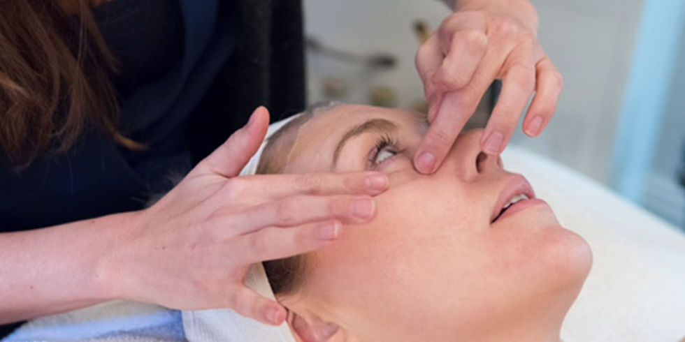 This Facial Gives Filler-Like Results—Without A Needle